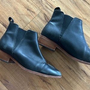 Black Nisolo Ankle Boots